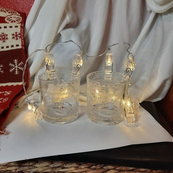 🥃🥃Set of 2 Makers Mark Holiday Rocks glasses🥃🥃 - Picture 2 of 6